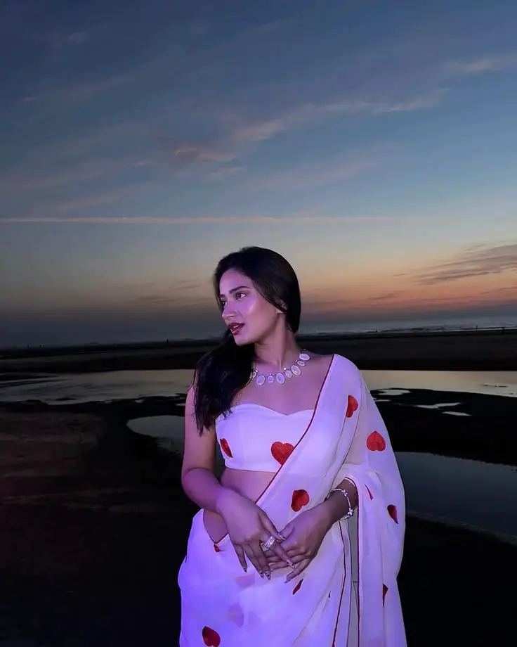 Delhi call girl